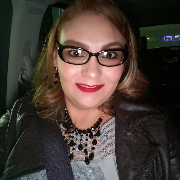 Meet your Posher, Ruby - Picture 1 of 1